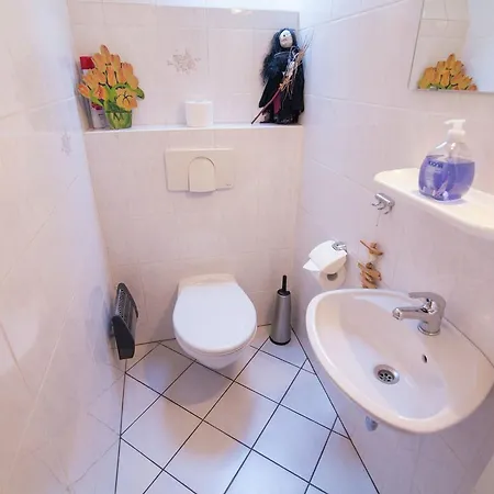 Spacious In Feriendorf Near Forest *